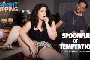 CaughtFapping – Chiếc muỗng đầy cám dỗ